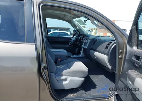 2013 Toyota Tundra Grade 4.6L V8 из США, поврежденный, VIN 5TFRM5F15DX066372